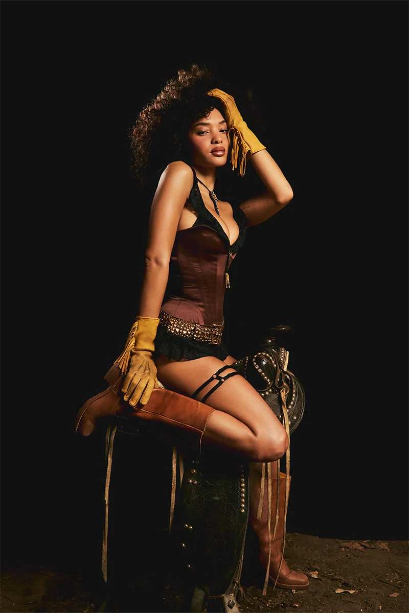 Date Night Satin Corset - Image 12